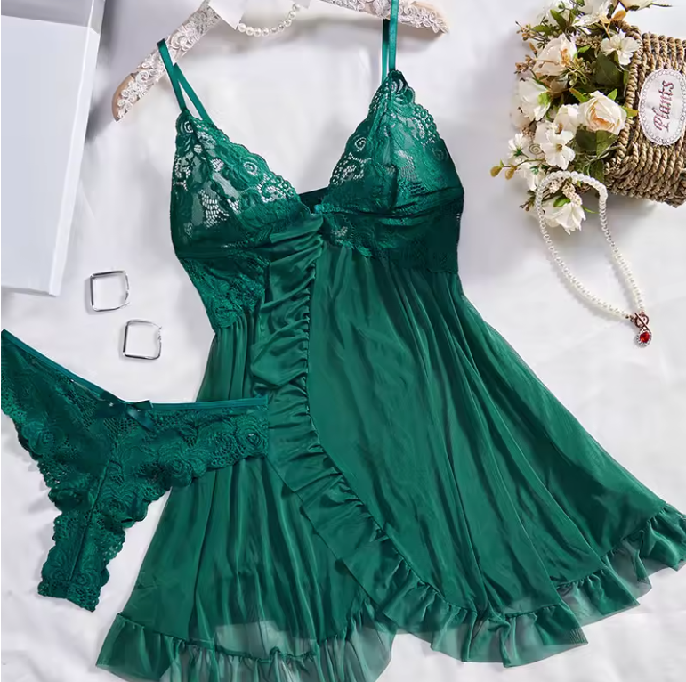 Desiree | Feel Confident and Alluring